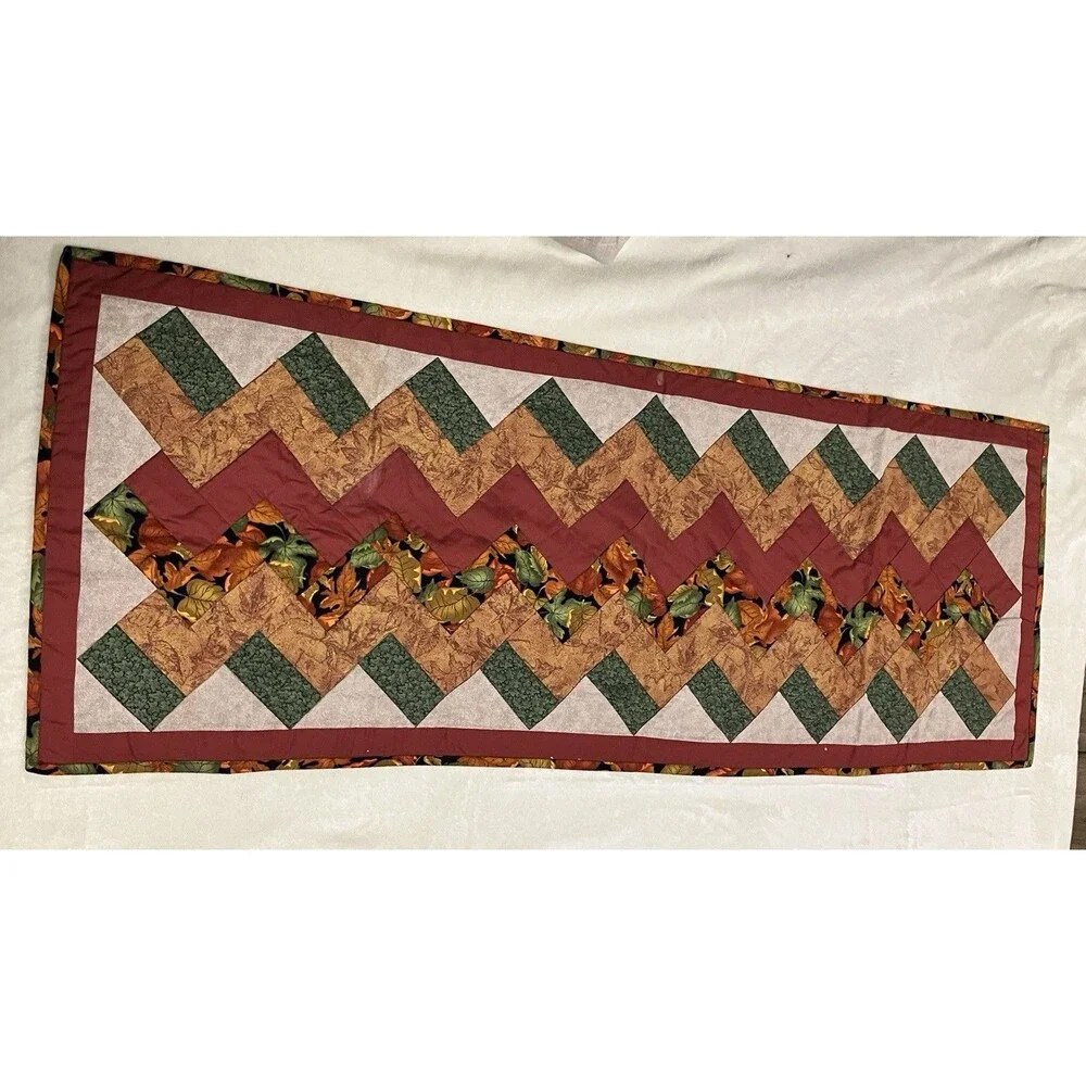 Handmade Quilted Autumn Kitchen Table Runner w /4 Placemats & 2 Centerpieces Set